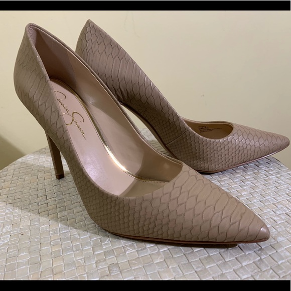 Jessica Simpson women heels - Picture 7 of 10